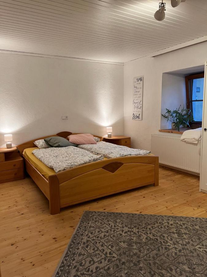Ferienwohnung Mahar Feistritz im Rosental Bagian luar foto