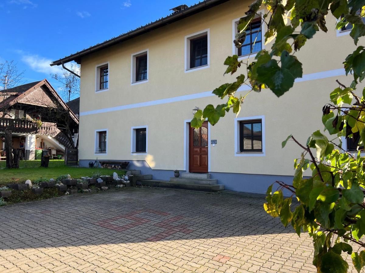 Ferienwohnung Mahar Feistritz im Rosental Bagian luar foto